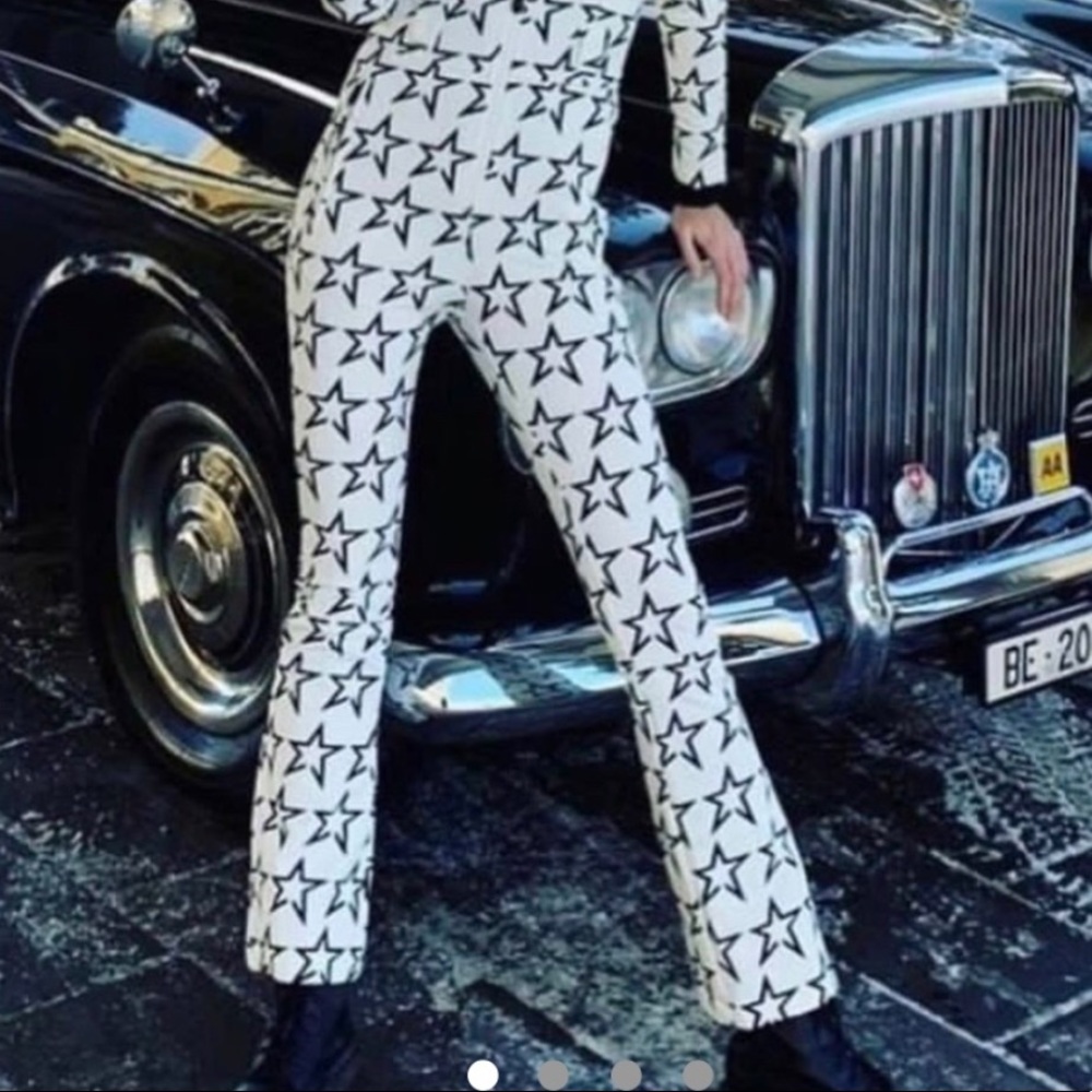ISO OF THESE SKI PANTS SIZE XS OR S